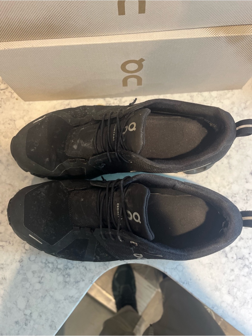 On Running Men’s On Cloud 5 Waterproof Size 11 Black / Black - Picture 5 of 13